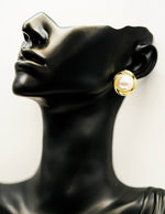 Best fashion jewelry in UAE opalescent stud earrings for women.