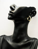 Close-up of premium hypoallergenic imitation jewelry featuring a dual-texture design.