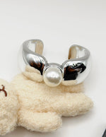 Hypoallergenic silver plated minimalist architectural pearl cuff United Arab Emirates.