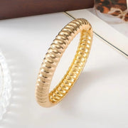Hypoallergenic gold plated textured ridge bracelet United Arab Emirates.
