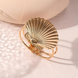 The Aphrodite Scallop Shell Cuff | Premium 18K Gold Plated Statement Bangle | Waterproof & Non-Tarnish