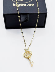 Hypoallergenic non-tarnish crystal key jewelry for women Dubai.
