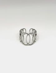 Hypoallergenic non-tarnish high polish structured silver ring UAE.