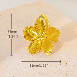 Amaryllis Textured Botanical Statement Ring | 18K Gold Plated | Waterproof