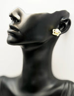 Best fashion jewelry in UAE pearl and rhinestone earrings for women.
