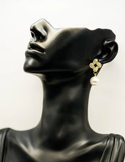 Close-up of premium imitation jewelry featuring a crystal intertwined design.
