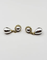 Everyday luxury jewelry uae aesthetic earrings by the best jewelry shop in UAE.