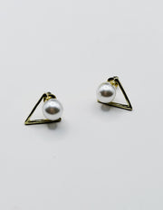 Biya Accessoires gold geometric triangle and pearl stud earrings.