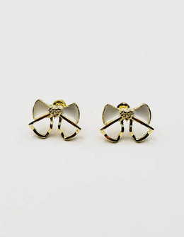 Best fashion jewelry in UAE white pearl inlay bow earrings for women.