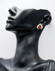 Everyday luxury fashion jewelry gold tone pearl drops by Biya Accessoires Dubai.