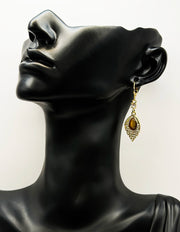 Everyday luxury jewelry uae radiant crystal dangles from best jewelry shop in UAE.