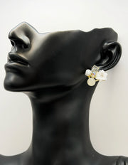 Everyday luxury jewelry uae botanical earrings by the best jewelry shop in UAE.