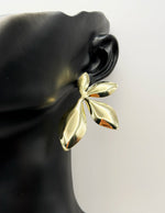 مجوهرات دبي gold plated organic leaf earrings for women.