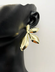 مجوهرات دبي gold plated organic leaf earrings for women.