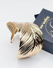 Hypoallergenic gold plated botanical statement cuff United Arab Emirates.