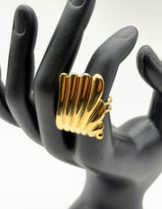 Hypoallergenic non-tarnish high polish architectural wave ring UAE.