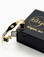 Waterproof gold black onyx and pearl clover bracelet for women Dubai.