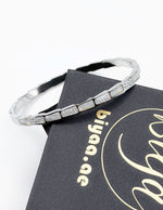 Waterproof silver alternating pearl and crystal scale bracelet for women Dubai.