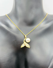 Hypoallergenic non-tarnish ocean inspired jewelry gift box.