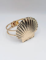 Hypoallergenic gold plated seashell open bracelet United Arab Emirates.