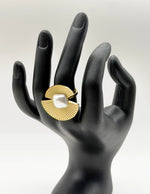 Waterproof gold geometric shield ring with square pearl Dubai.