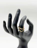Waterproof gold geometric squiggle adjustable ring for women Dubai.