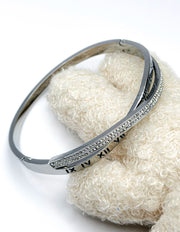 Waterproof silver infinity pave crystal bracelet for women Dubai.