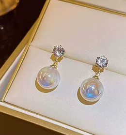Luminous Iridescent Aura Pearl & Crystal Drop Earrings | Biya Accessoires