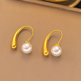 Lustre Teardrop Pearl Hoop Earrings – 18K Gold Plated Non-Tarnish | Biya Accessoires